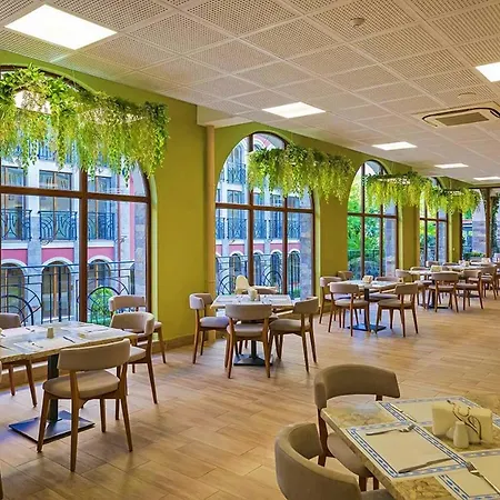 호텔 Festa Via Pontica 4*