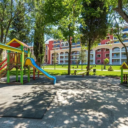 Festa Via Pontica 호텔 4*