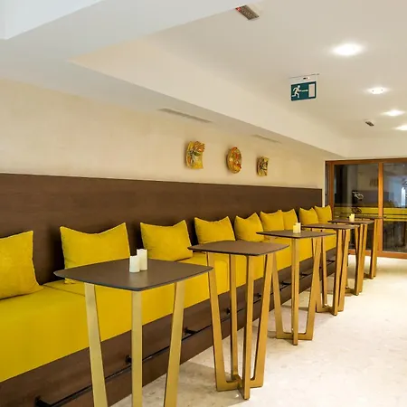 Festa Via Pontica 포마리