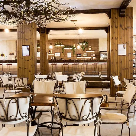 호텔 Festa Via Pontica 포마리