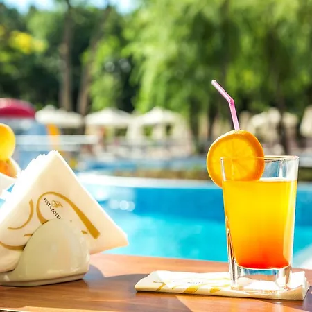 Festa Via Pontica 호텔