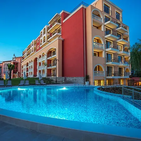 Festa Via Pontica 호텔 포마리