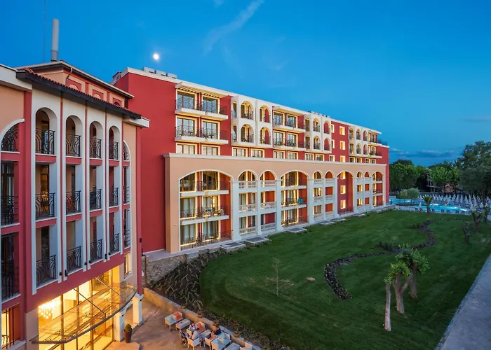 Festa Via Pontica 酒店