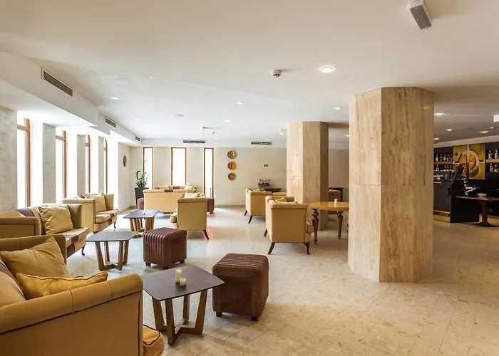 Festa Via Pontica 酒店 4*