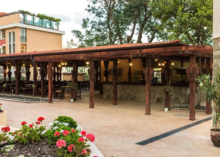 酒店 Festa Via Pontica 4*