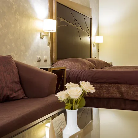 Festa Via Pontica Hotel 4*