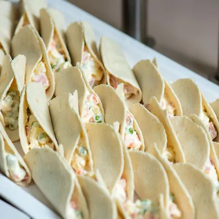 Szálloda Festa Via Pontica 4*