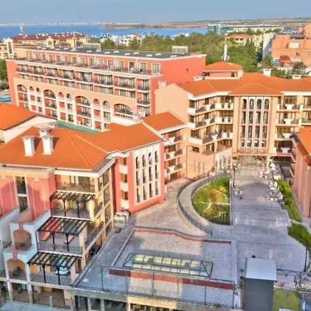 Hotel Festa Via Pontica 4*